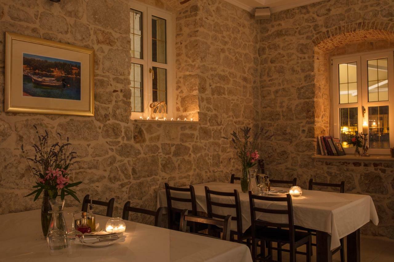 Olife Guesthouse Milna  Bagian luar foto