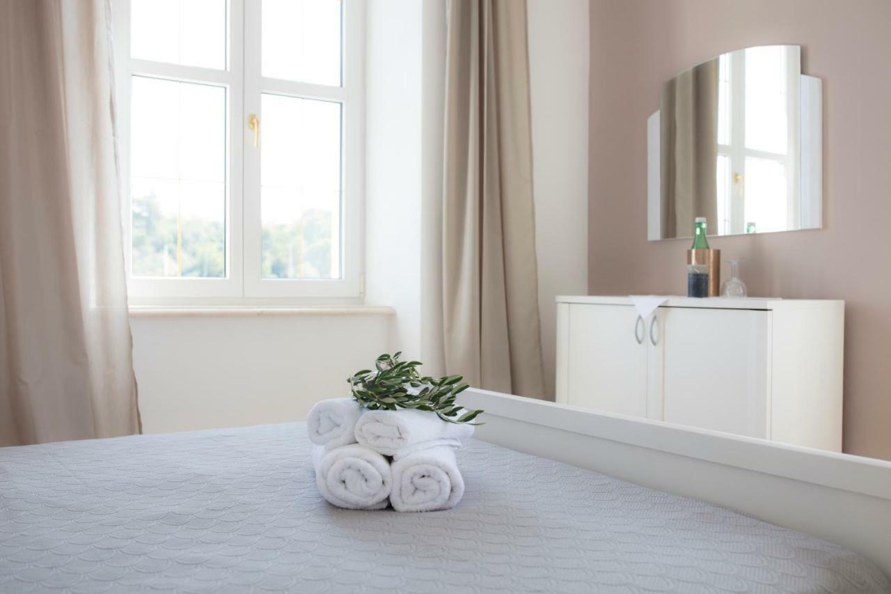 Olife Guesthouse Milna  Bagian luar foto