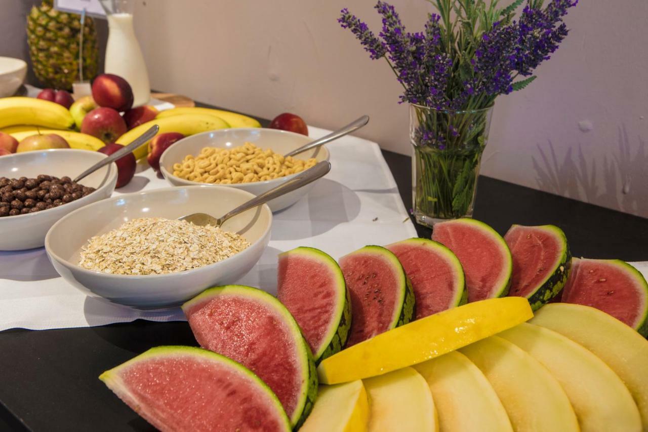 Olife Guesthouse Milna  Bagian luar foto