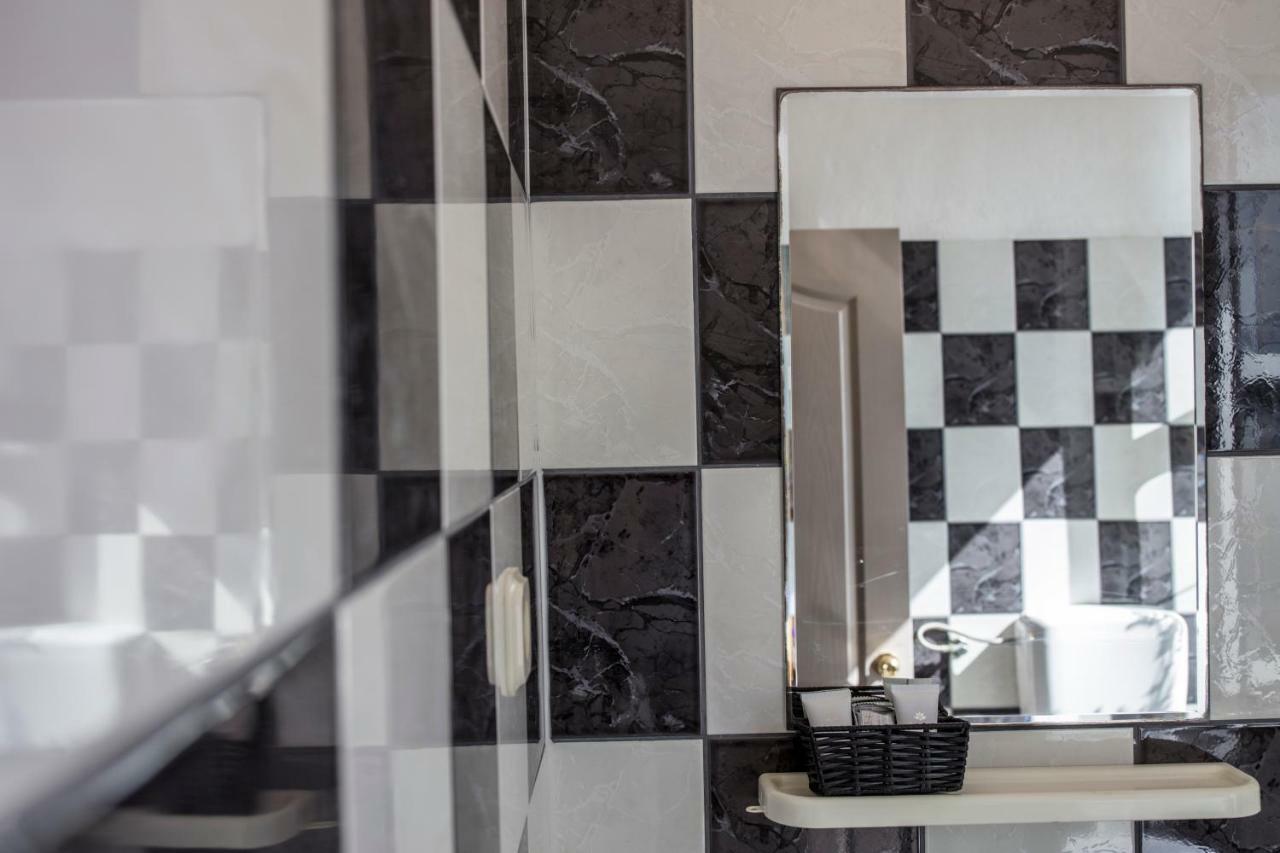 Olife Guesthouse Milna  Bagian luar foto